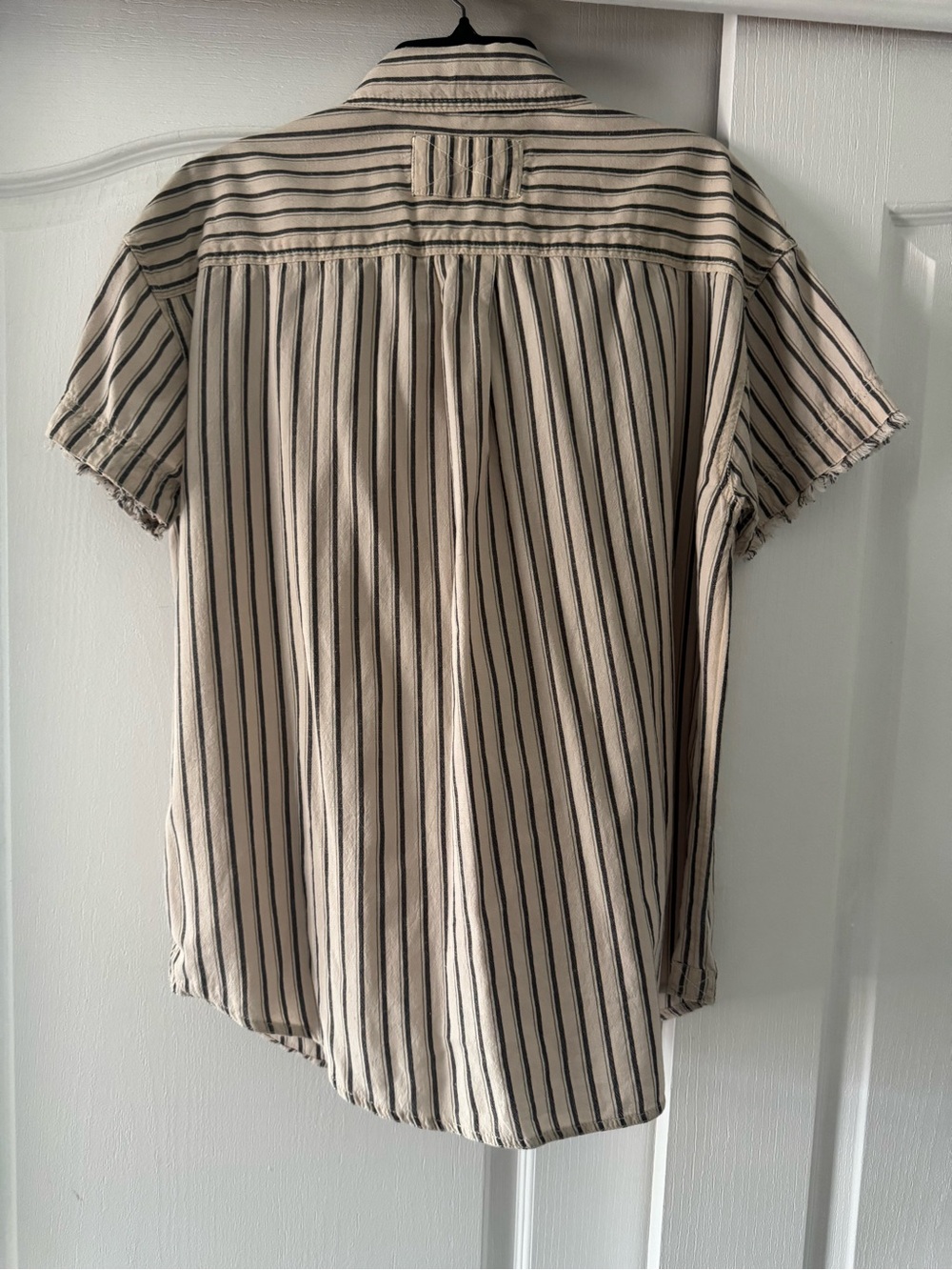 We the Free Christopher
Blouse Tan Black Stripes Buttondown Short Sleeve  SZ M - Picture 10 of 11